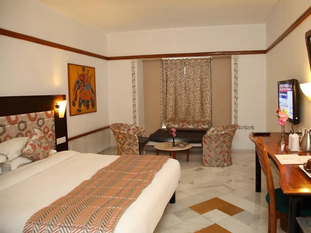 Hotel Paras Mahal Udaipur