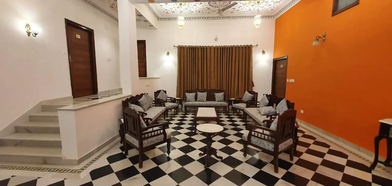 Hotel Paras Mahal Udaipur