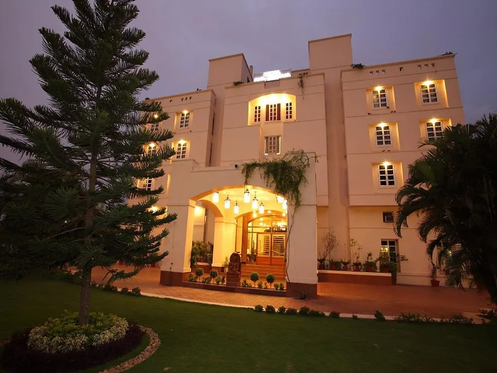 Hotel Paras Mahal Udaipur 3*,  India