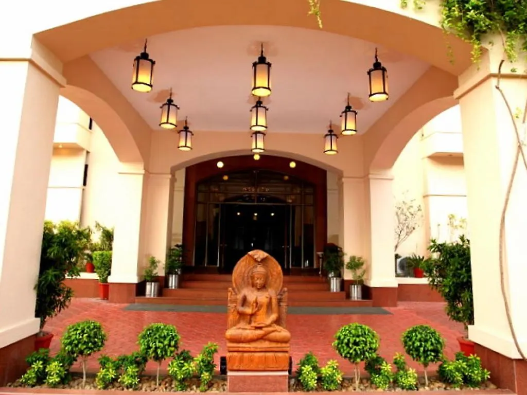 Hotel Paras Mahal Udaipur 3*,  India